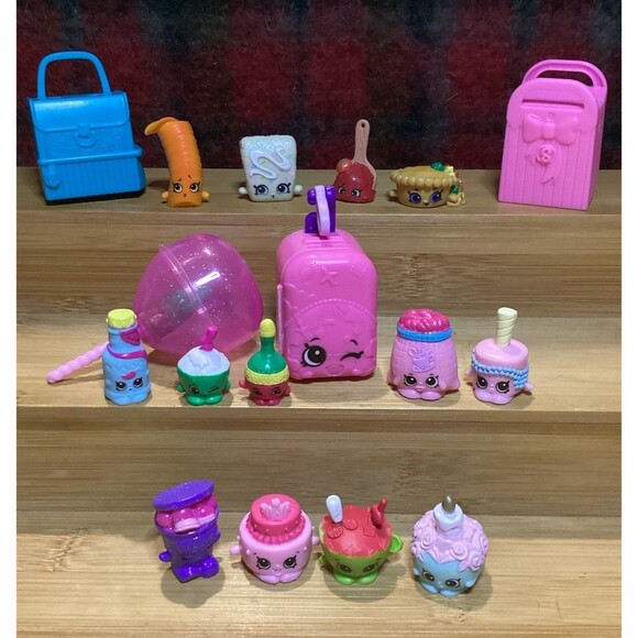 Shopkins Season 7, 8 & 10+ Figure Lot Of 14 Actual Pieces In Photos Moose Toys - Picture 1 of 5